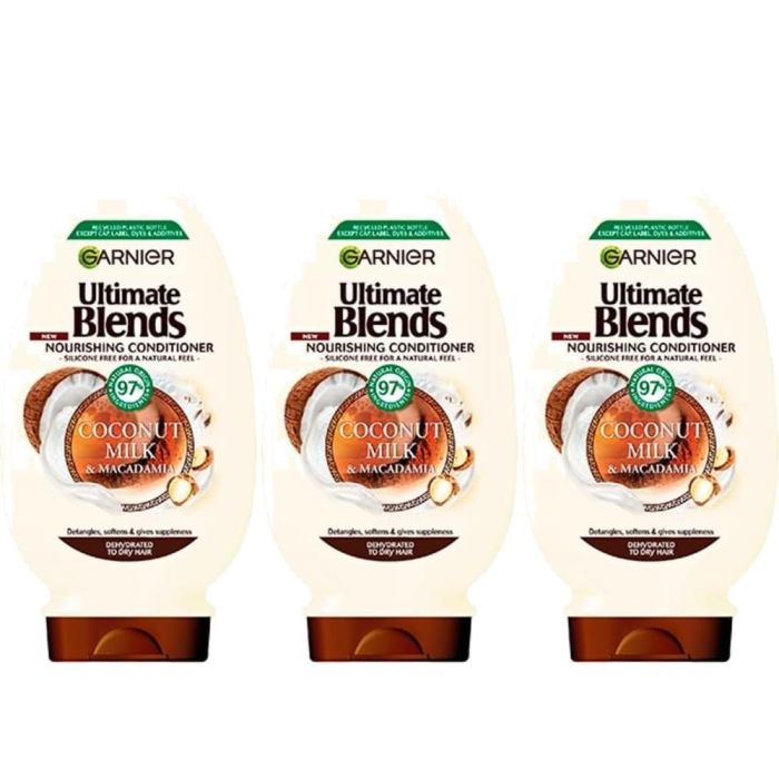 Garnier Ultimate Blends Coconut Milk & Macadamia Conditioner 400ml - Pack of 3